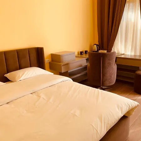 Auto Tana Bed & Breakfast Tirana