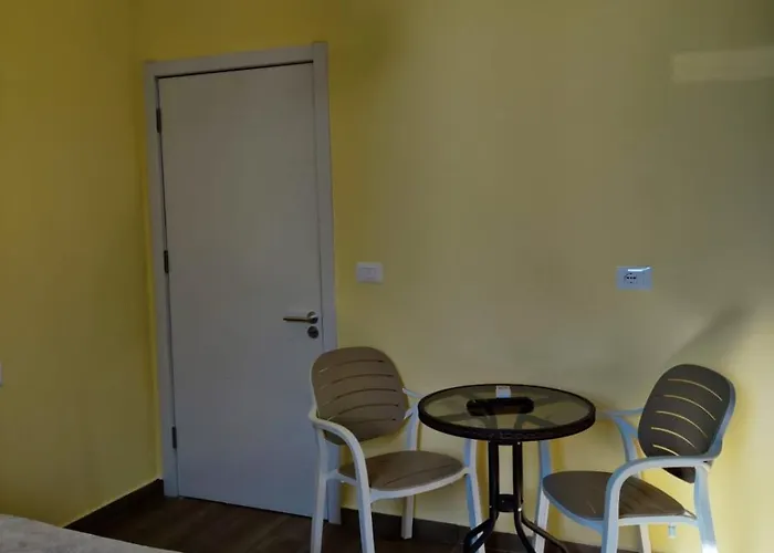 Bed & Breakfast Auto Tana Tirana